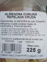 Almendra pelada cruda
