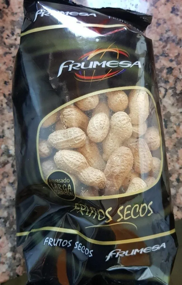 Cacahuetes con cáscara tostados