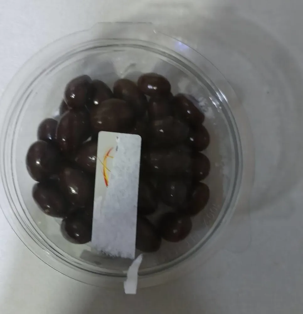 Bombón almendras chocolate  negro