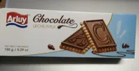 Galleta con tableta de chocolate con leche
