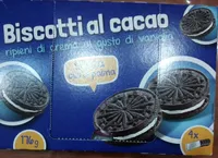Biscotti al cacao ripieni di crema