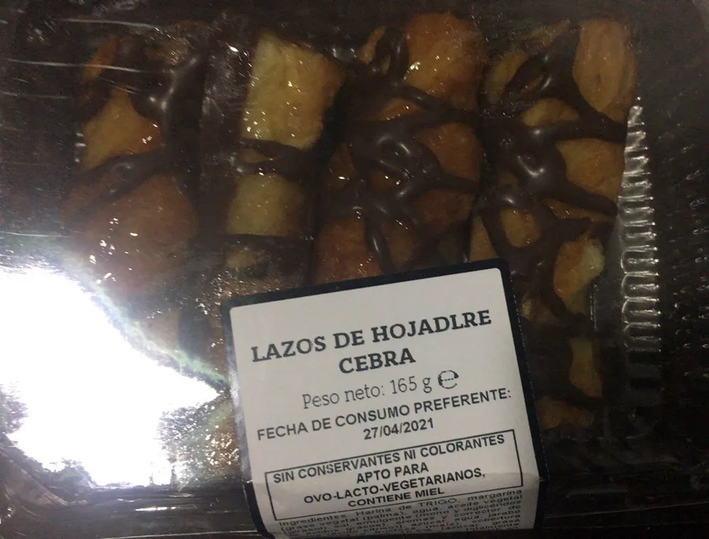 Lazos de hojaldre cebra