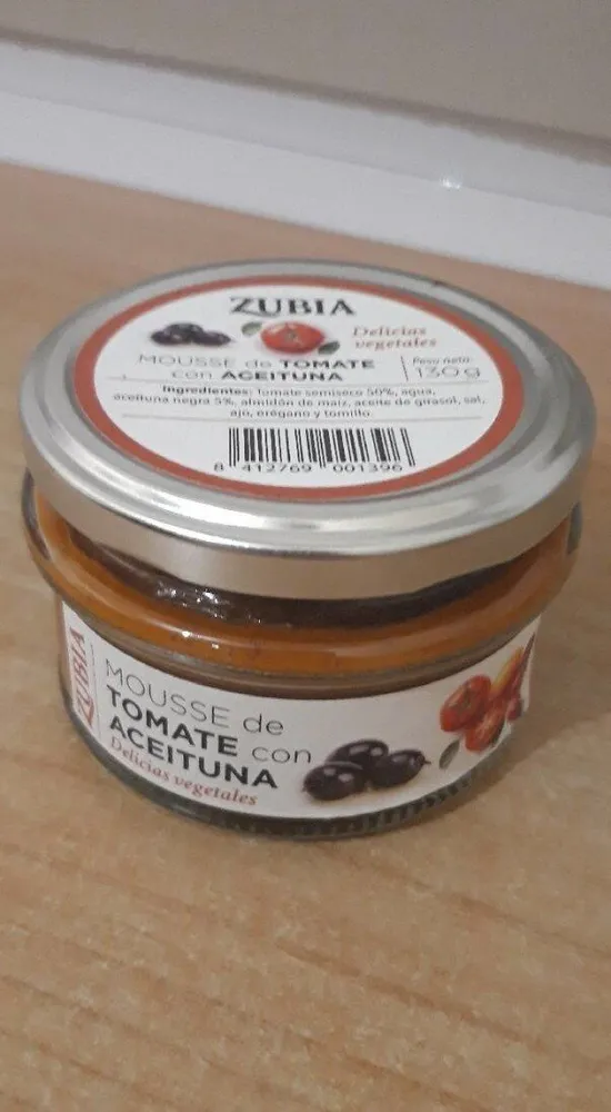 Mousse de tomate con aceituna