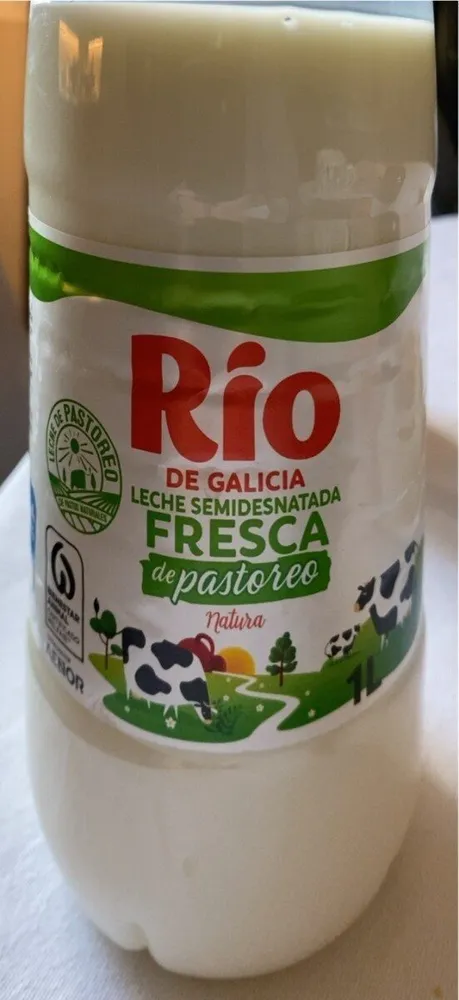 Leche fresca semi