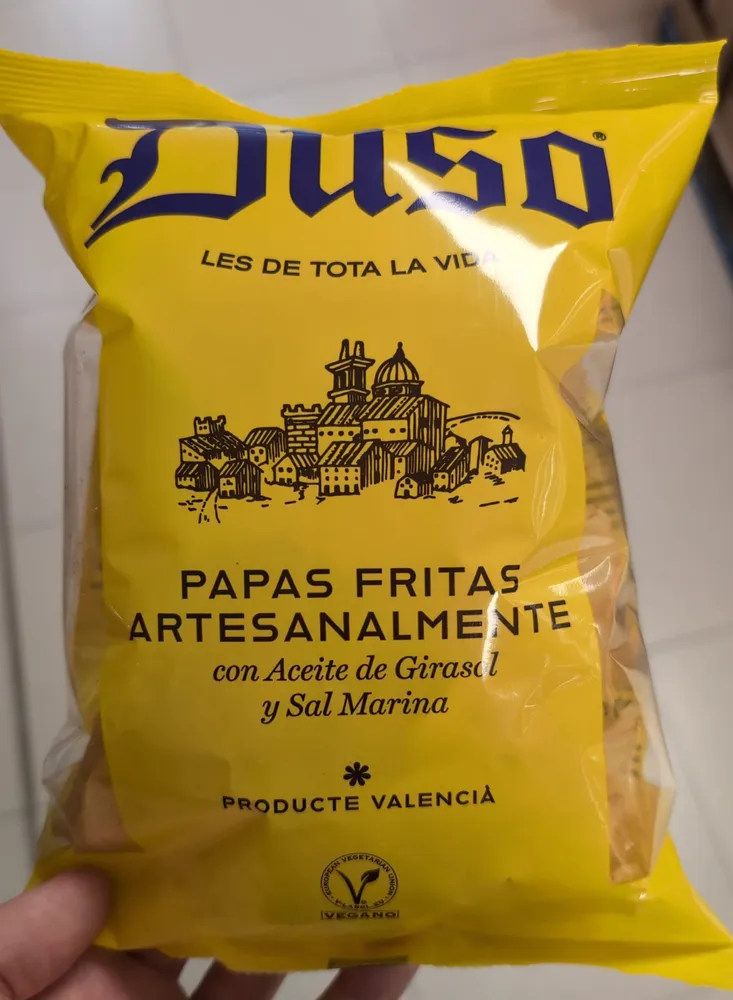 Papas fritas artesanalmente con aceite de girasol y sal marina
