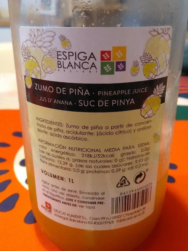 Zumo de piña