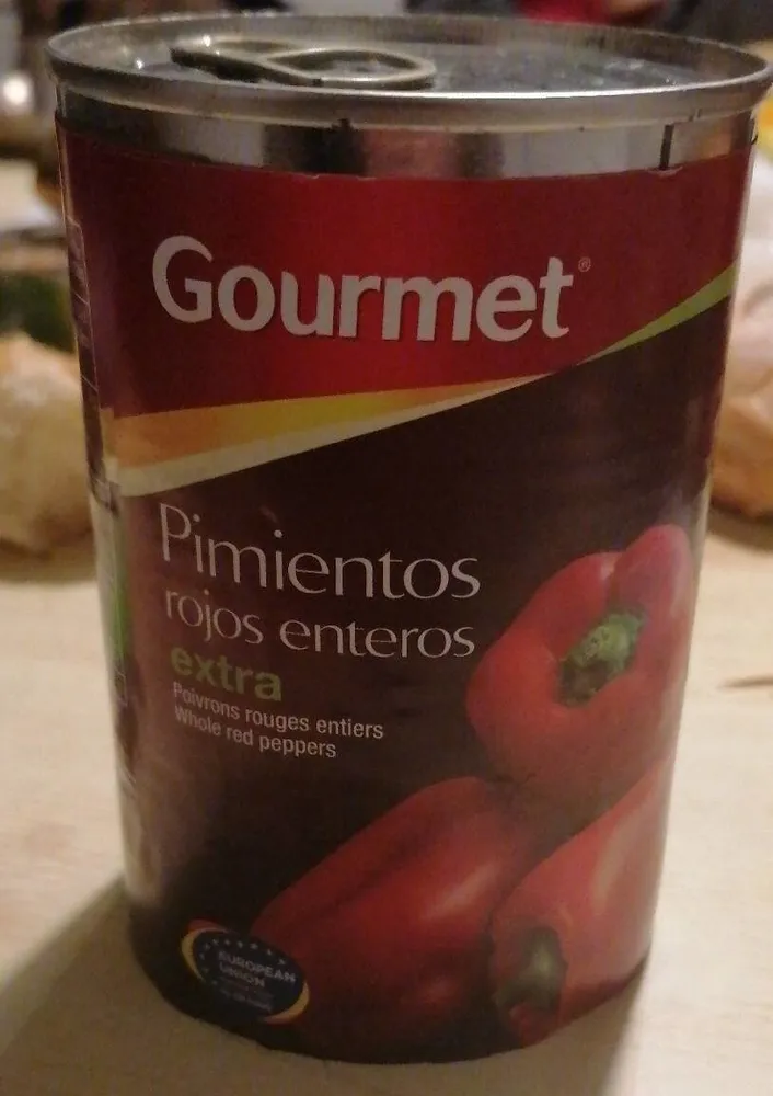 Pimientos rojos enteros