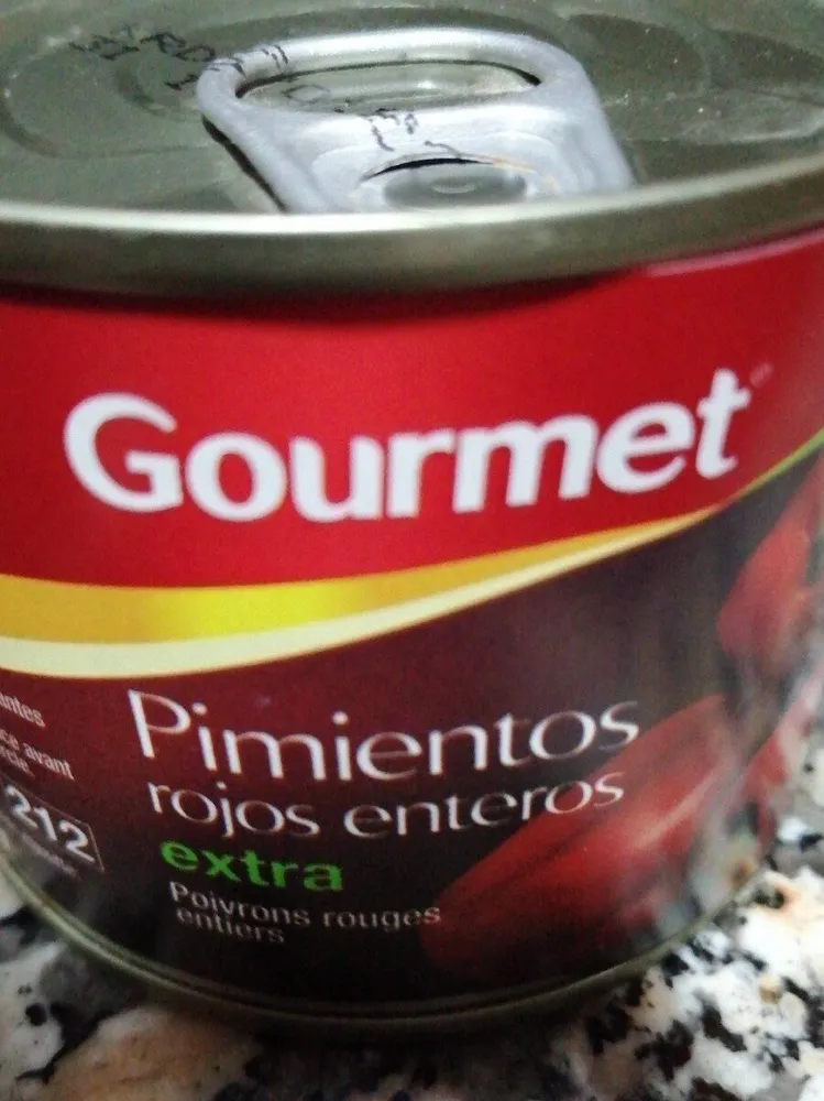 Pimientos rojos enteros