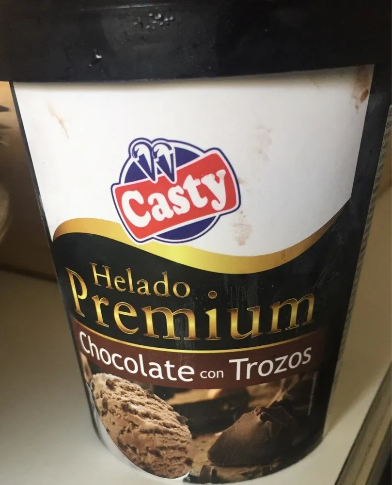 Helado premium de chocolate con trozos