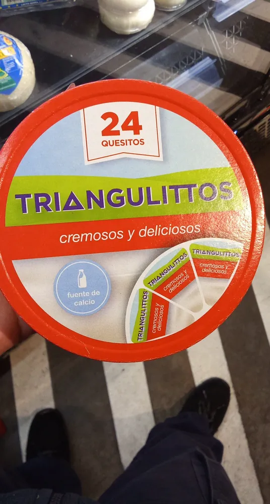 TRIANGULITTOS Quesitos cremosos
