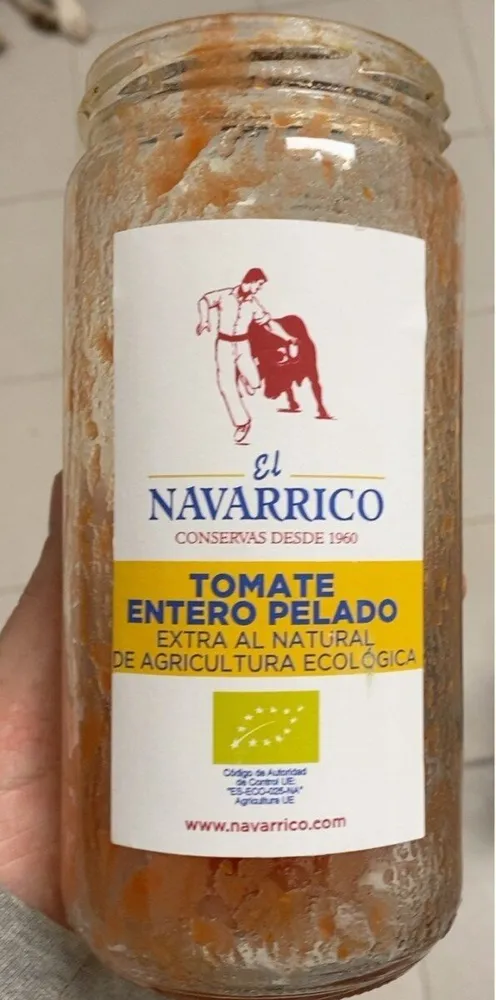 Tomate entero pelado
