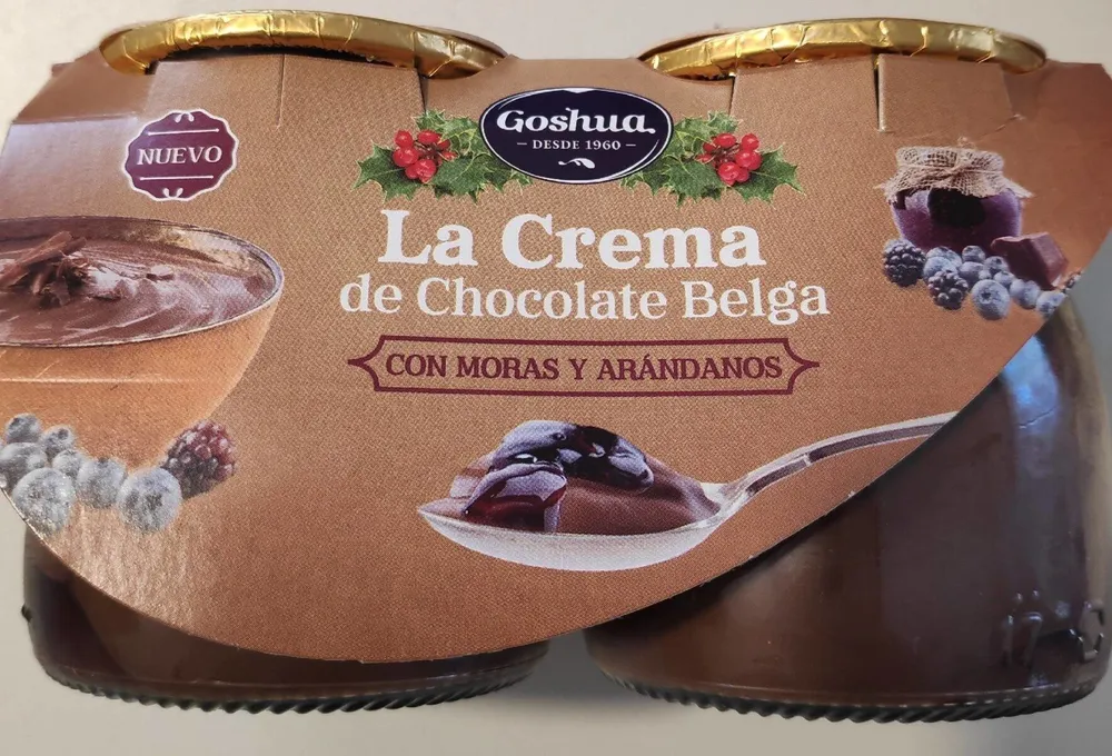 Crema de chocolate belga con moras y arándanos