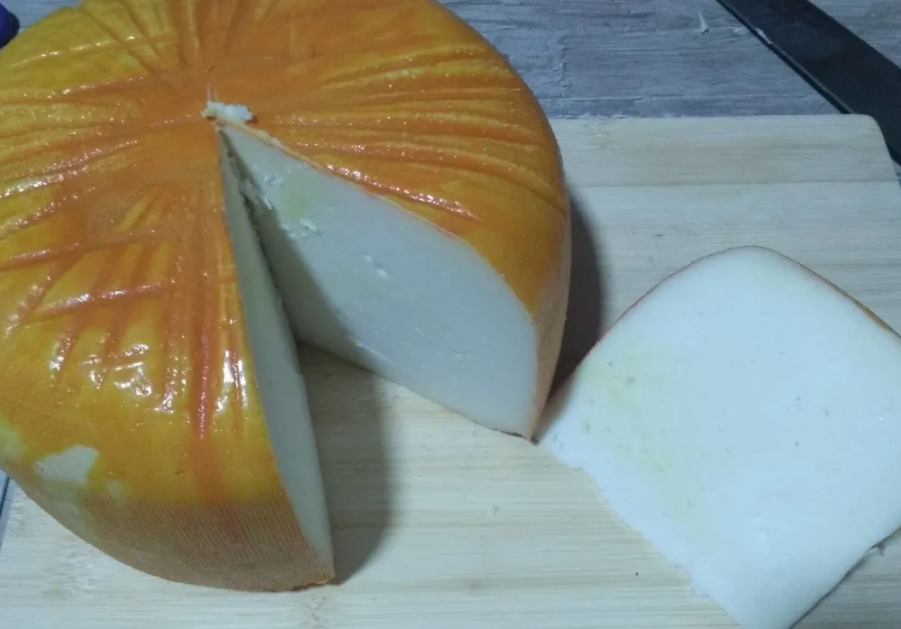 Queso de cabra semicurado