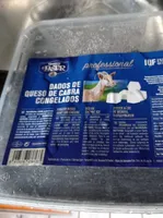 Dados de queso de cabra congelados