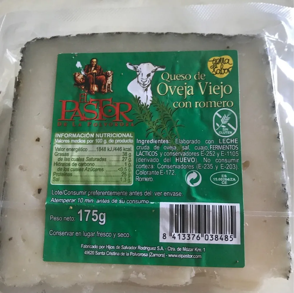 queso de oveja viejo con romero