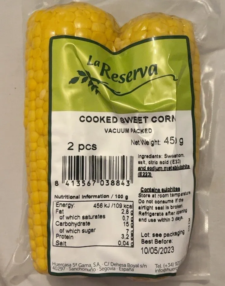 Cooked sweetcorn vaccum packed