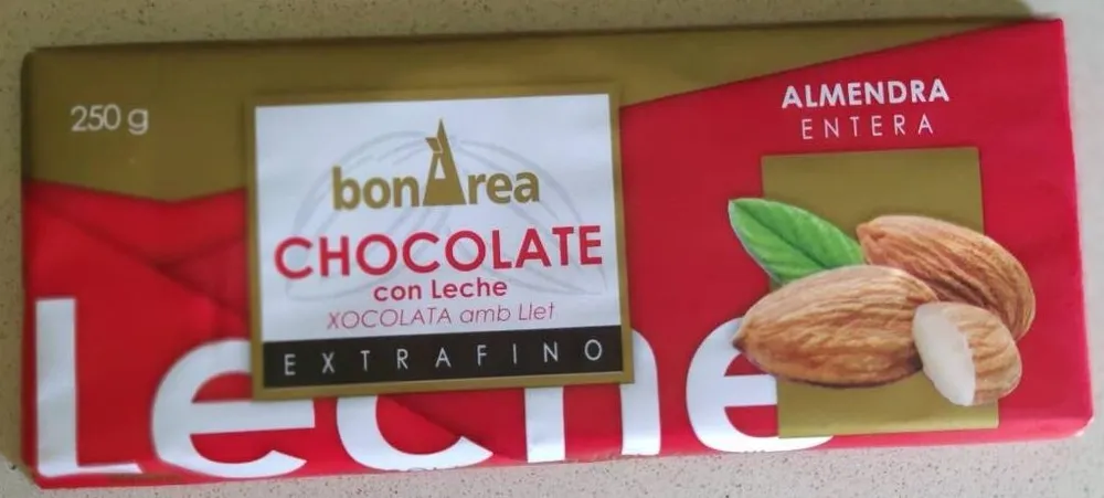 Chocolate con leche extrafino almendra entera