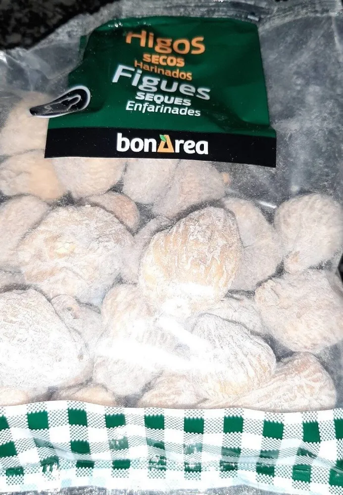 Higos secos harinados