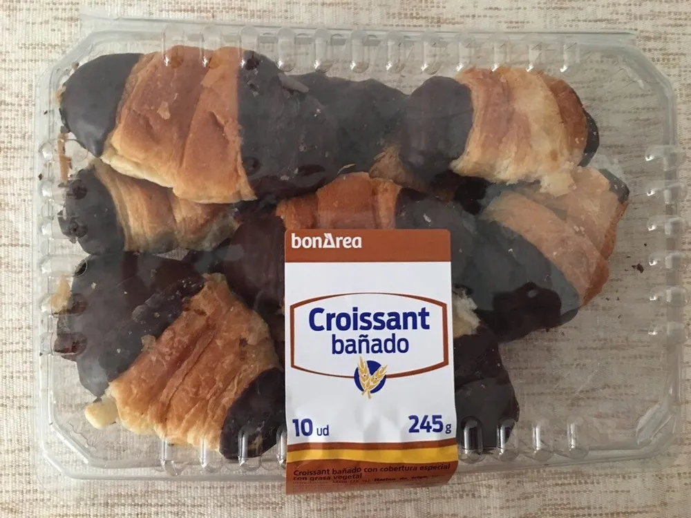 Croissant bañado