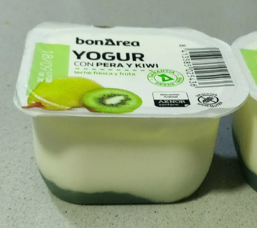 Yogur con pera y kiwi