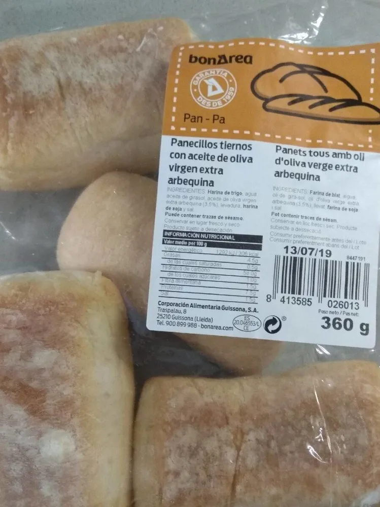 Panecillos tiernos con aceite de oliva virgen extra arbequina