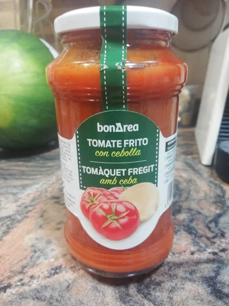 Tomate frito con cebolla