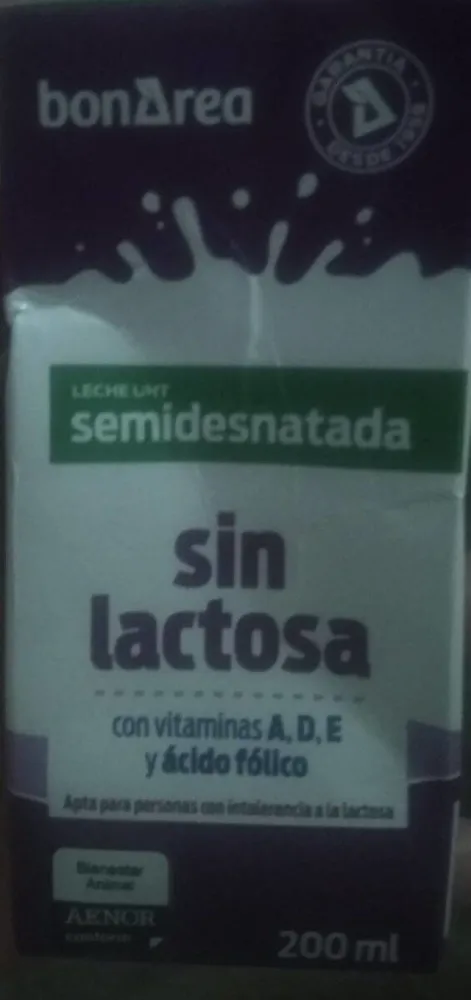 Leche UHT semidesnatada sin lactosa