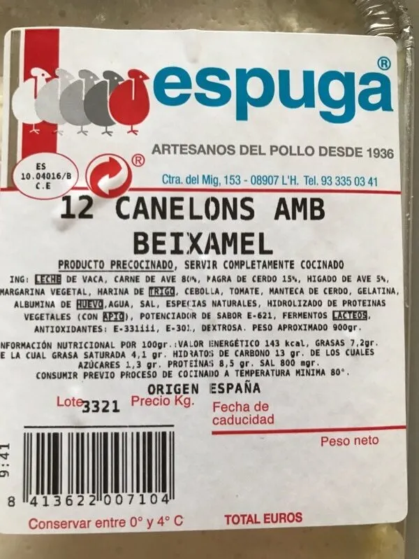 12 canelons amb beixamel