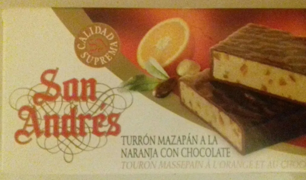 Turrón mazapan a la naranja con chocolate
