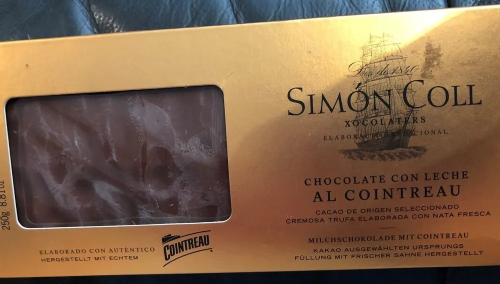 Chocolate con leche al cointreau