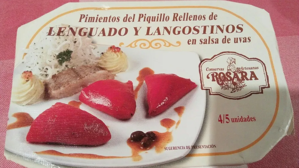 Pimientos de piquillo relleno de langostino y lenguado