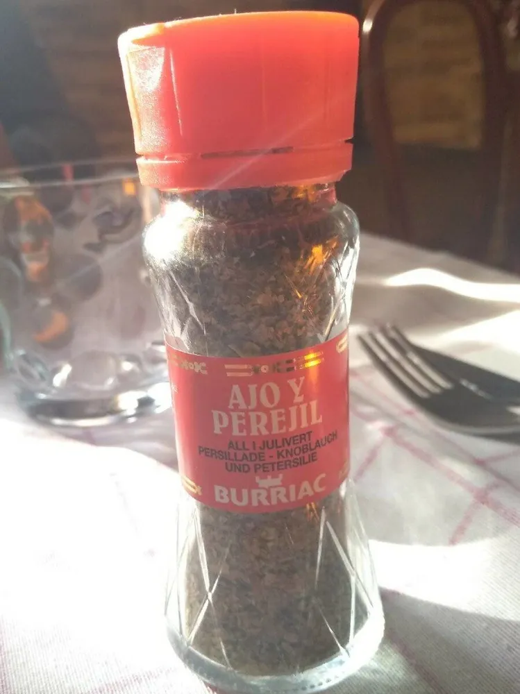 Ajo y perejil