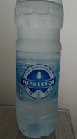 Agua mineral natural