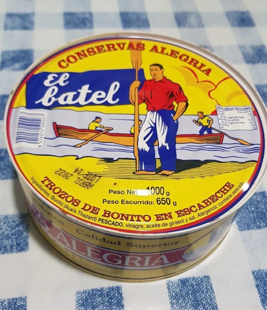 Trozos de bonito en escabeche