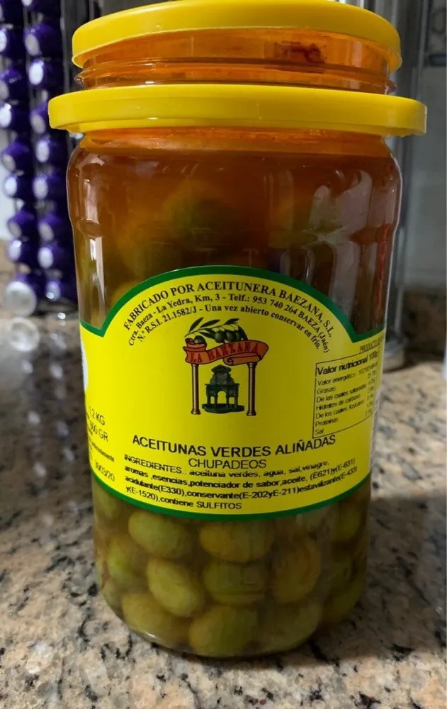 Aceitunas verdes aliñadas