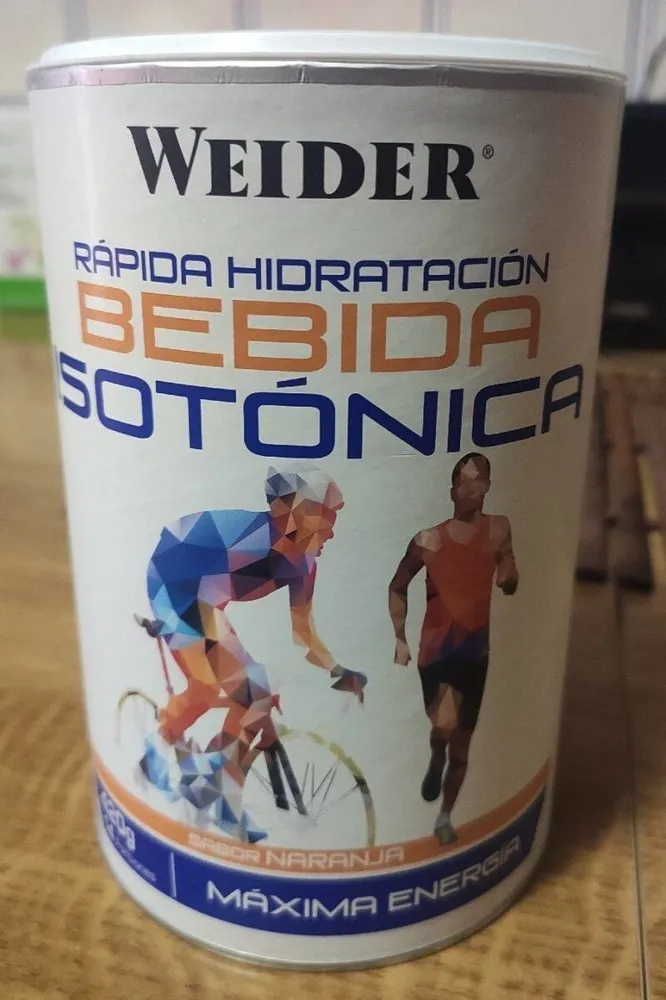 Bebida isotónica sabor naranja.