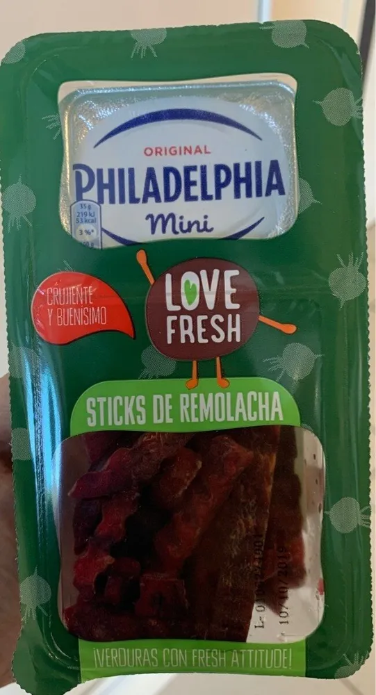 Philadelphia con sticks de remolacha