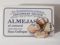 Almejas al natural elaboradas en las rias gallegas
