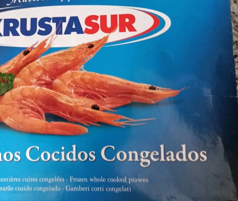 Langostinos cocidos congelados