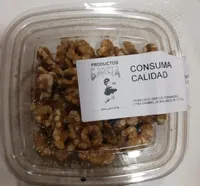 Nuez mondada