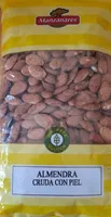 Almendra cruda con piel