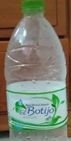 Agua mineral natural