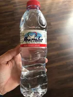 Agua mineral natural