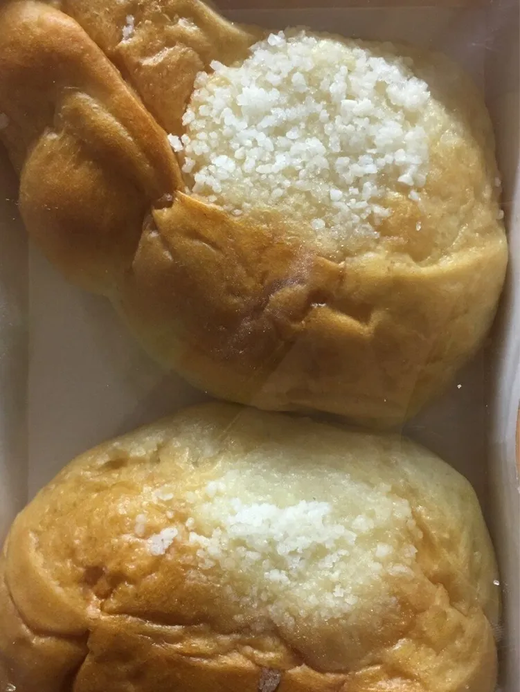 SUIZOS CON MANTEQUILLA