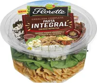 Ensalada completa de pasta integral con queso
