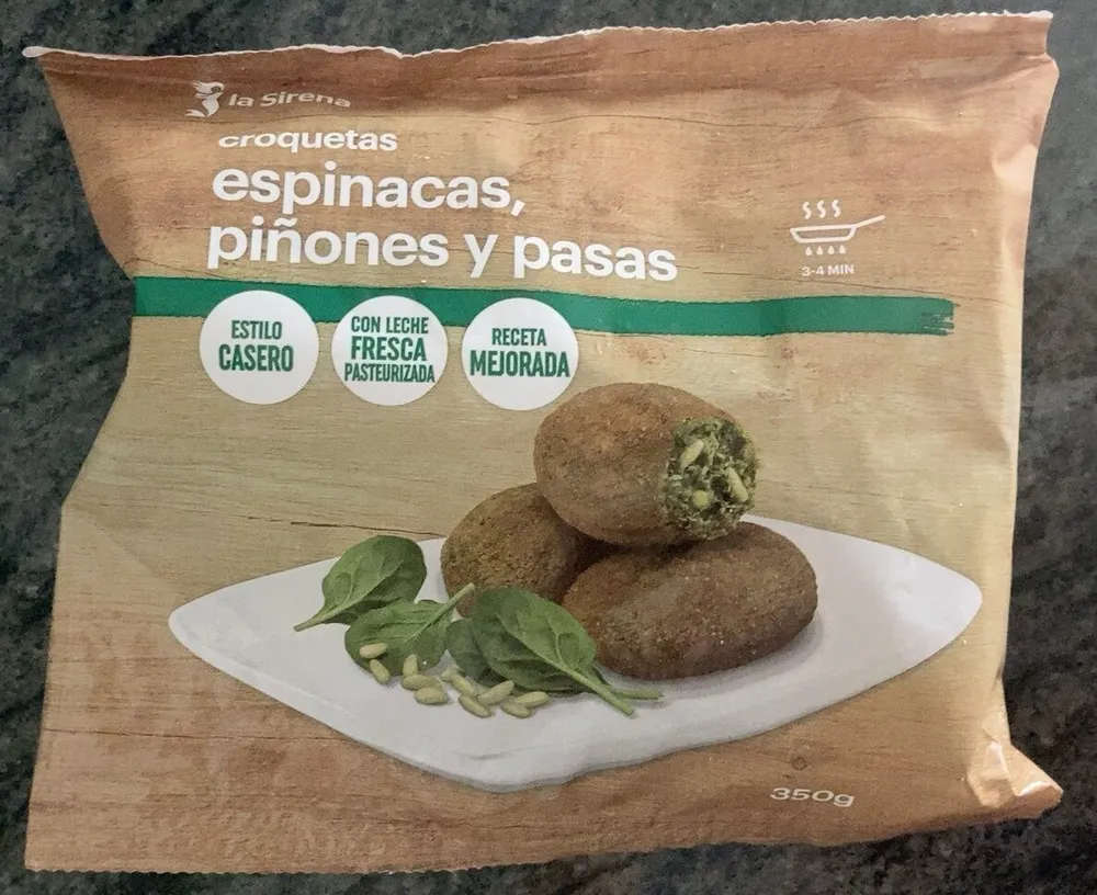Croquetas de espinacas, piñones y pasas