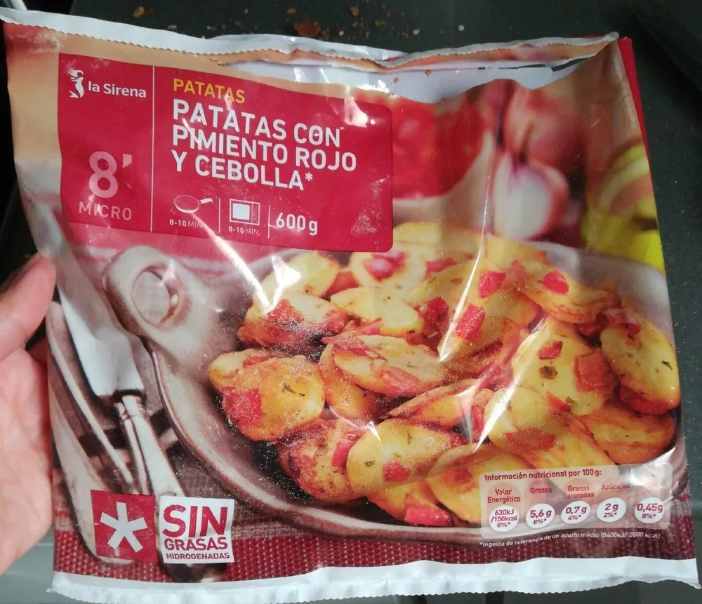 Patatas con pimiento rojo y cebolla