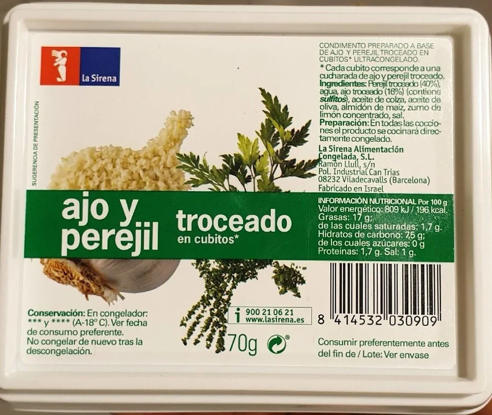 Ajo y perejil troceado en cubitos