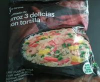 Salteado arroz 3 delicias con tortilla