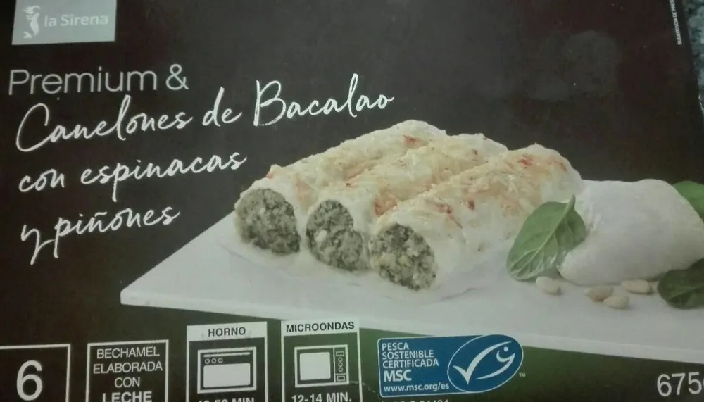 Canelones de bacalao con espinacas y piñones